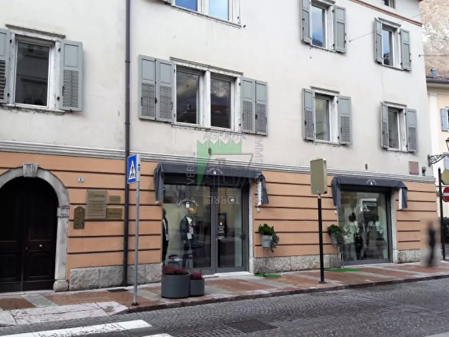 Immagine 5 di Negozio in vendita  in Mezolombardo, corso Mazzini a Mezzolombardo