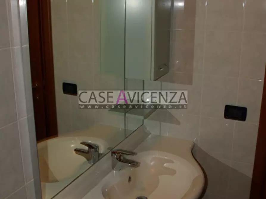 Immagine 21 di Appartamento in affitto  in via roma a Montegalda