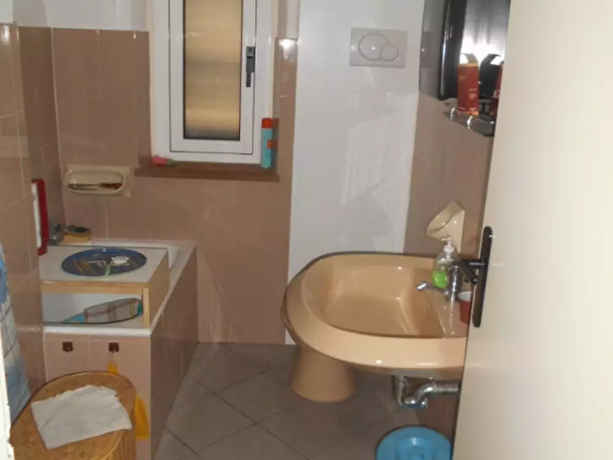 Immagine 11 di Ufficio in vendita  in via Massimo d'Azeglio a Casale Monferrato