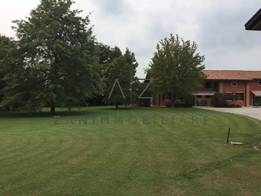 Immagine 1 di Casa indipendente in vendita  a Resana