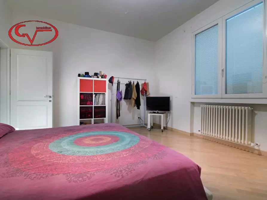 Immagine 31 di Villa in vendita  in via lungarno a Terranuova Bracciolini