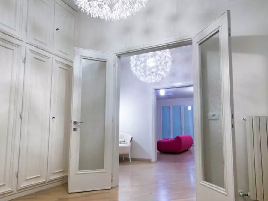 Immagine 32 di Villa in vendita  in via lungarno a Terranuova Bracciolini