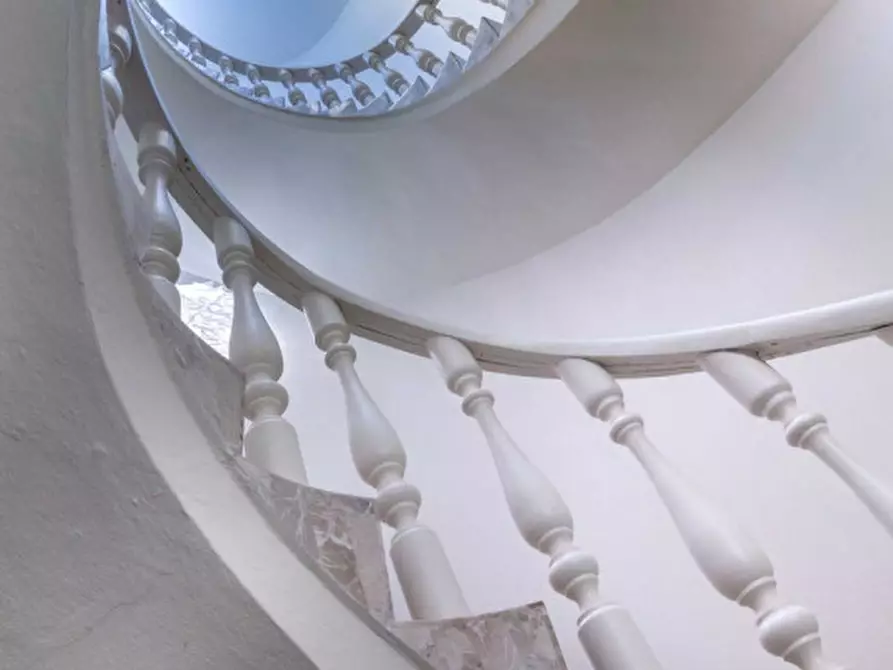 Immagine 44 di Villa in vendita  in via lungarno a Terranuova Bracciolini