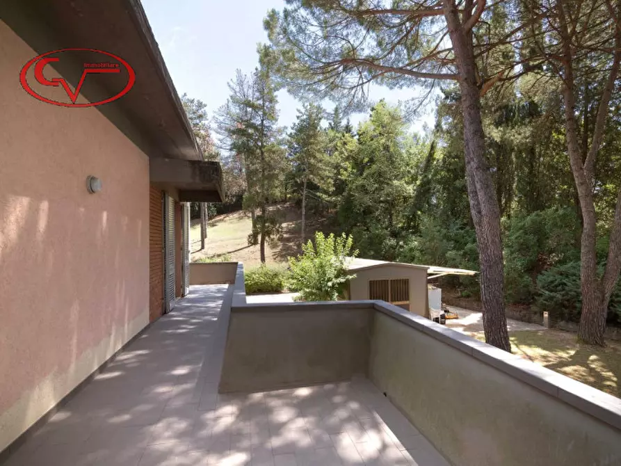 Immagine 64 di Villa in vendita  in via lungarno a Terranuova Bracciolini