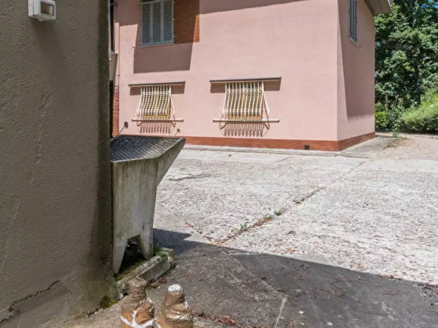 Immagine 73 di Villa in vendita  in via lungarno a Terranuova Bracciolini