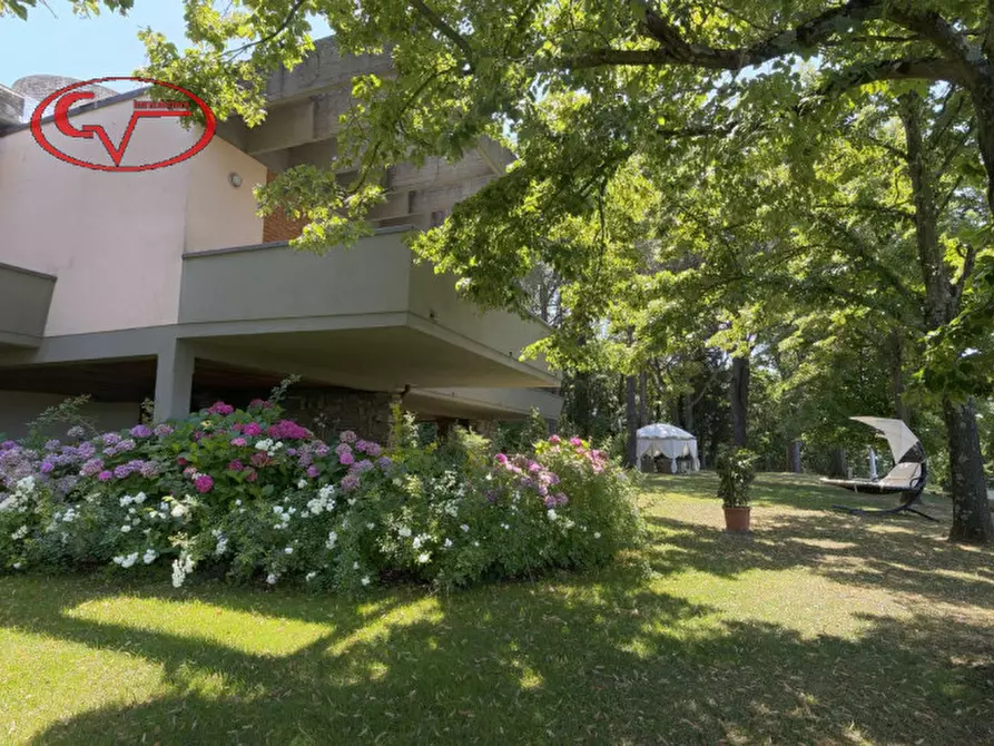 Immagine 76 di Villa in vendita  in via lungarno a Terranuova Bracciolini