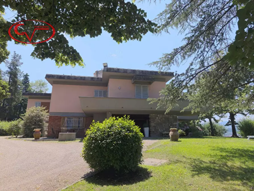 Immagine 78 di Villa in vendita  in via lungarno a Terranuova Bracciolini