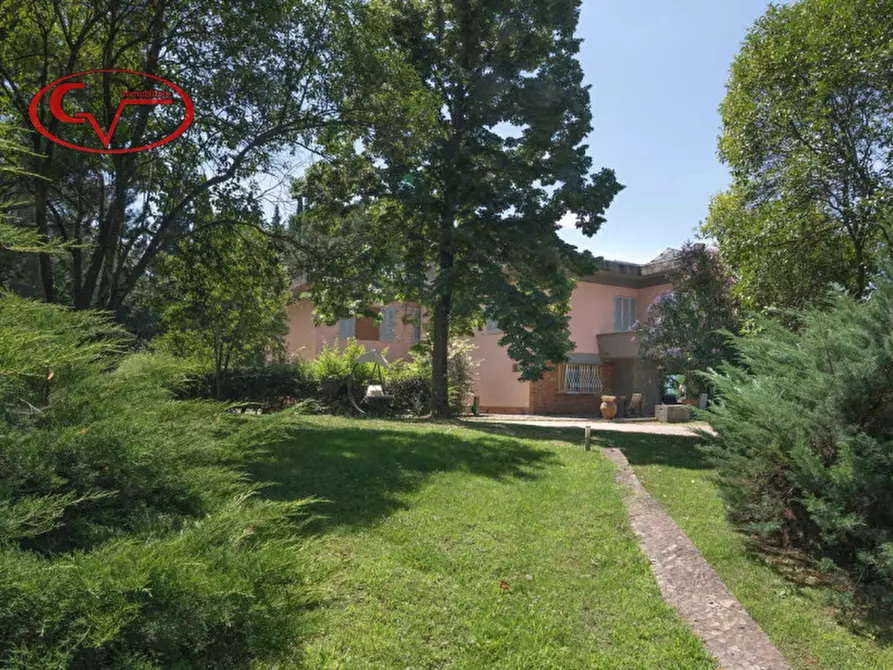 Immagine 82 di Villa in vendita  in via lungarno a Terranuova Bracciolini