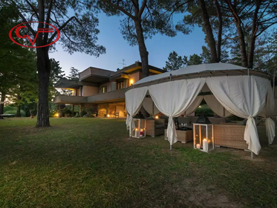Immagine 85 di Villa in vendita  in via lungarno a Terranuova Bracciolini