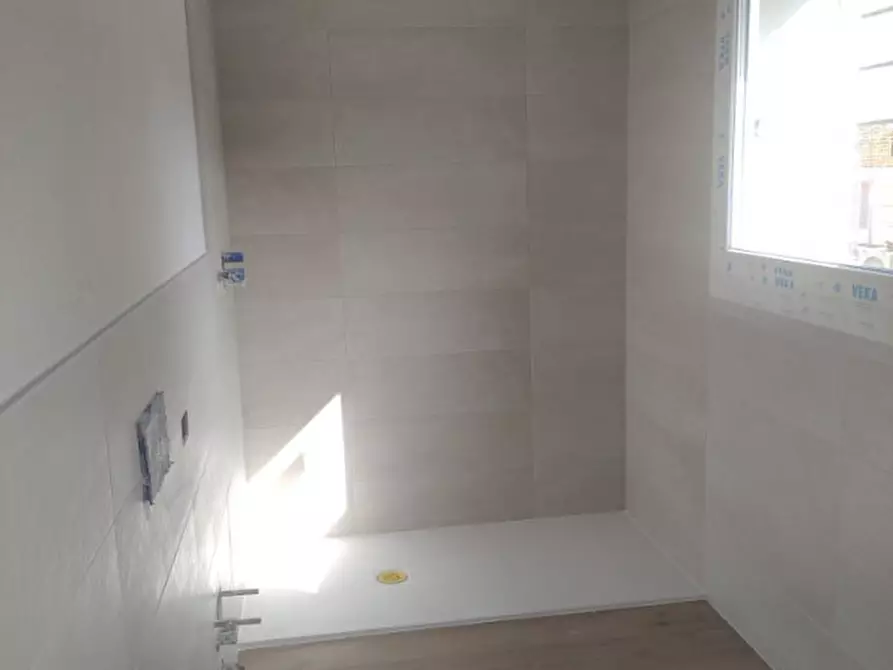 Immagine 10 di Villetta a schiera in vendita  in via dante alighieri a Longare