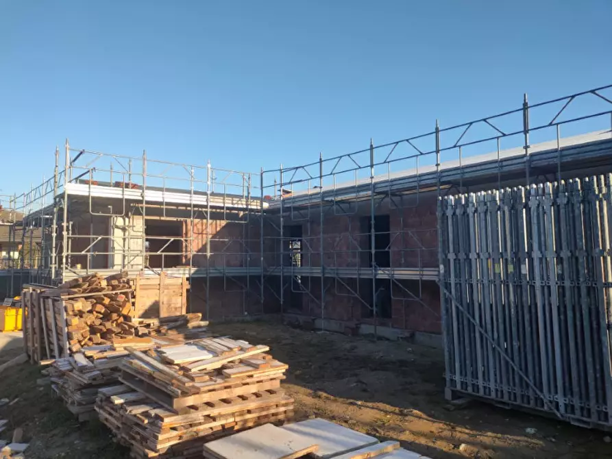 Immagine 22 di Villetta a schiera in vendita  in via dante alighieri a Longare