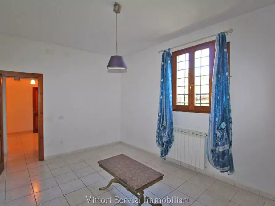 Immagine 13 di Appartamento in vendita  in Via delle mura a Sinalunga