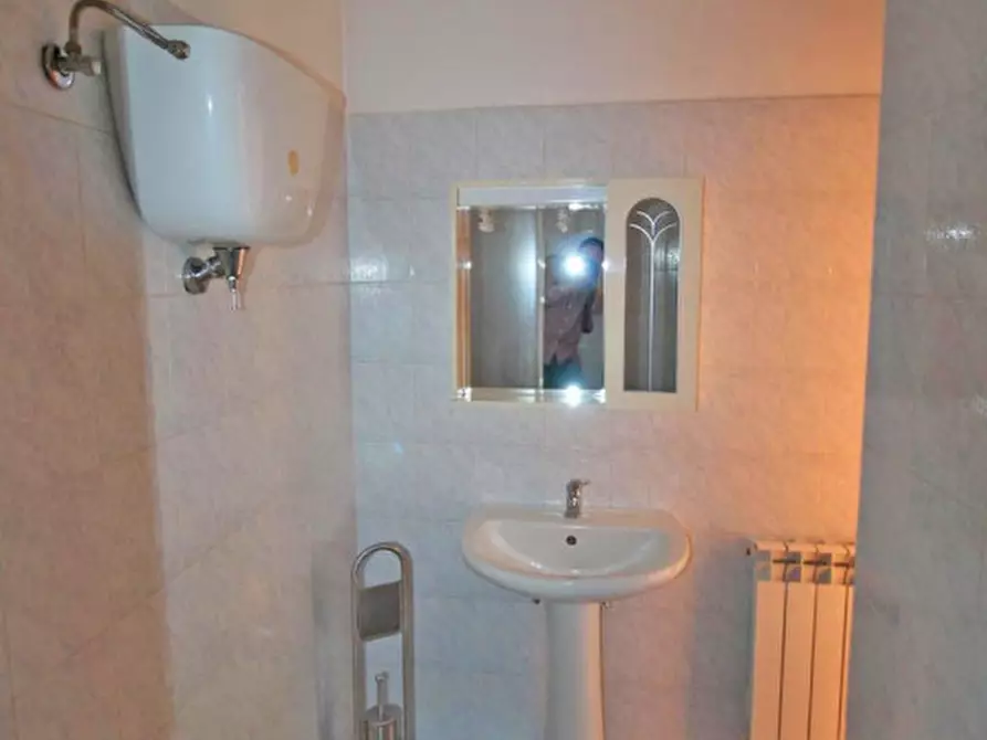 Immagine 15 di Appartamento in vendita  in Via delle mura a Sinalunga