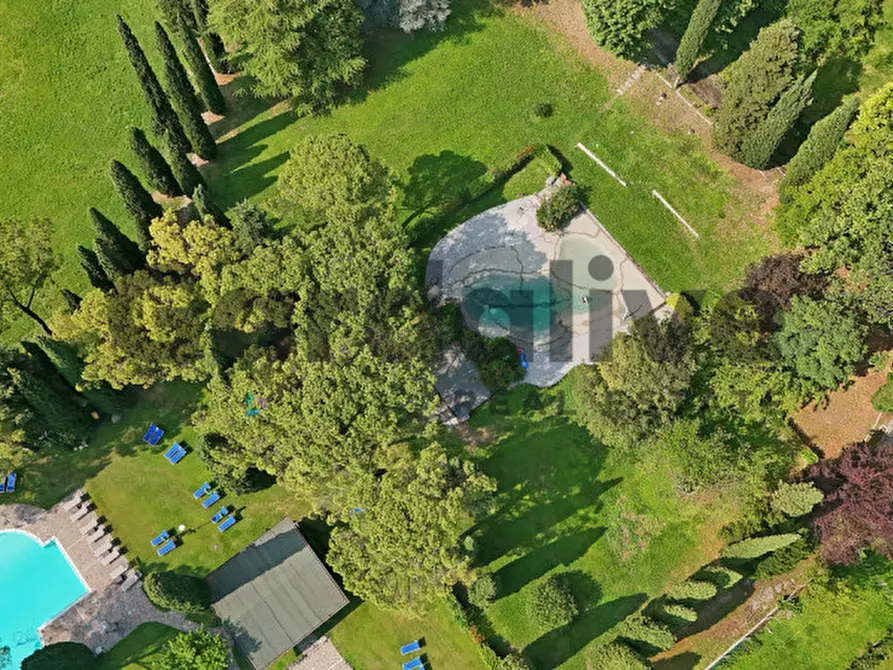 Immagine 38 di Appartamento in vendita  in Via Prais a Padenghe Sul Garda