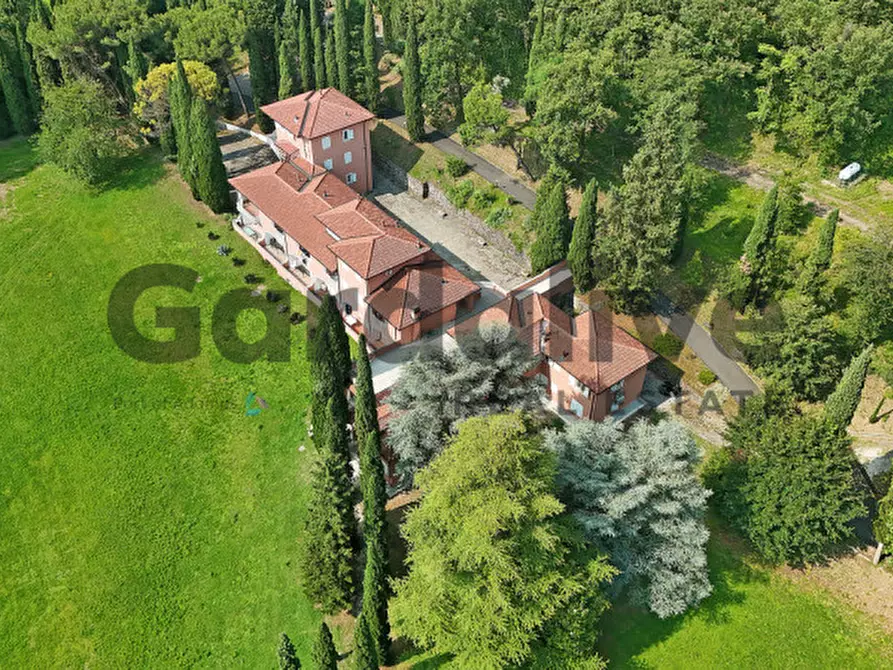Immagine 40 di Appartamento in vendita  in Via Prais a Padenghe Sul Garda