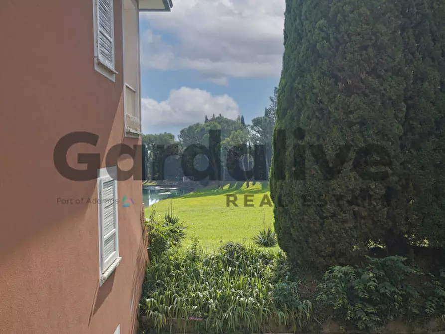 Immagine 10 di Appartamento in vendita  in Via Prais a Padenghe Sul Garda