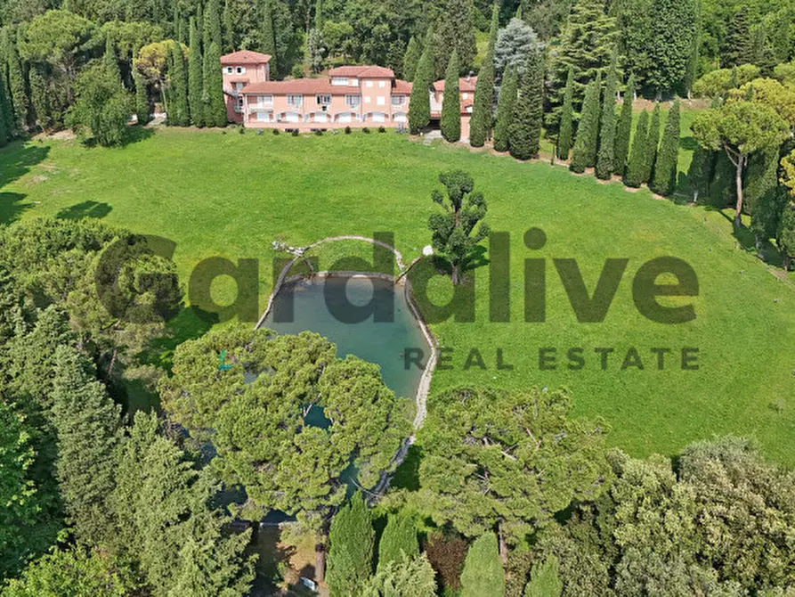 Immagine 14 di Appartamento in vendita  in Via Prais a Padenghe Sul Garda