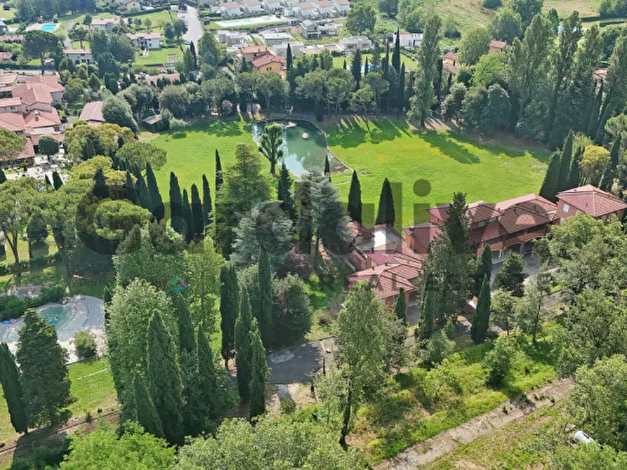 Immagine 25 di Appartamento in vendita  in Via Prais a Padenghe Sul Garda