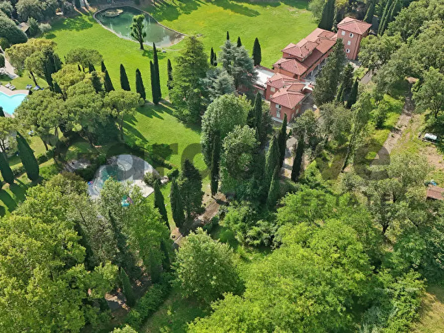 Immagine 26 di Appartamento in vendita  in Via Prais a Padenghe Sul Garda