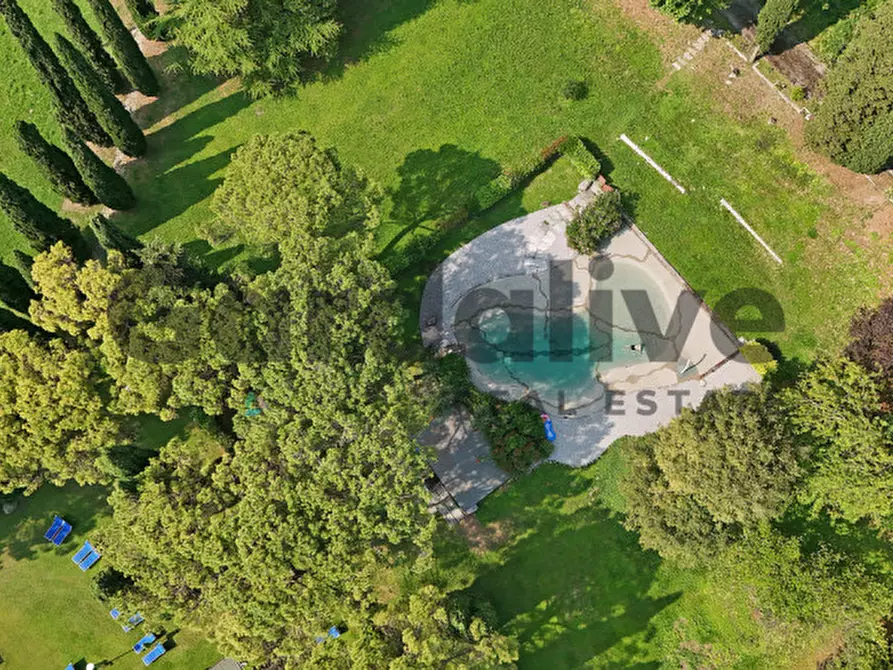 Immagine 33 di Appartamento in vendita  in Via Prais a Padenghe Sul Garda