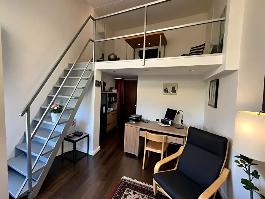 Immagine 9 di Negozio in vendita  in via Palestro a Padova