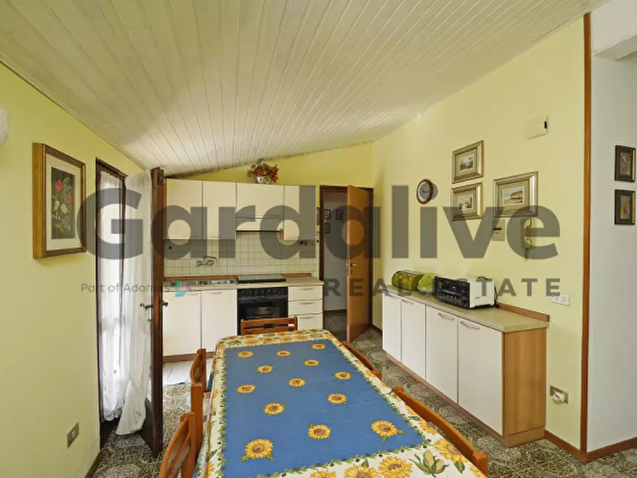 Immagine 9 di Appartamento in vendita  in Via Prais a Padenghe Sul Garda