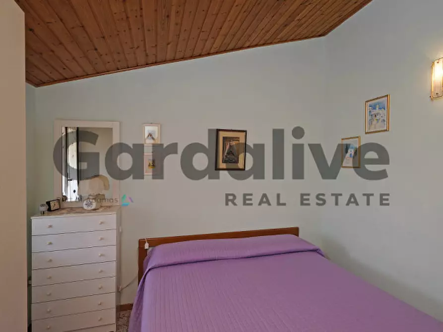 Immagine 11 di Appartamento in vendita  in Via Prais a Padenghe Sul Garda