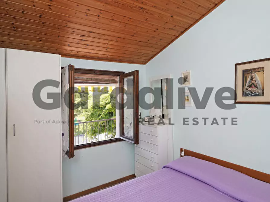 Immagine 12 di Appartamento in vendita  in Via Prais a Padenghe Sul Garda