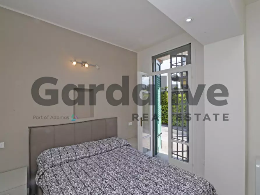 Immagine 13 di Appartamento in vendita  in Via  Marconi a Padenghe Sul Garda