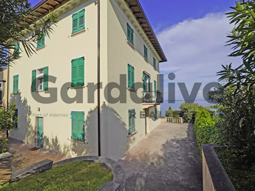 Immagine 19 di Appartamento in vendita  in Via  Marconi a Padenghe Sul Garda