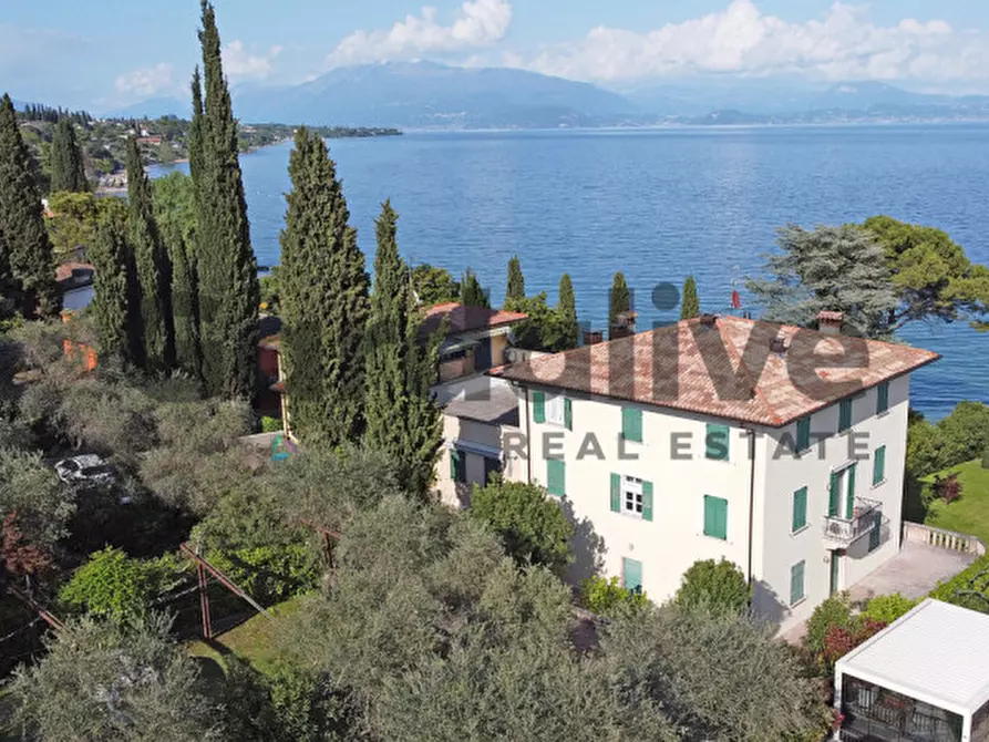 Immagine 24 di Appartamento in vendita  in Via  Marconi a Padenghe Sul Garda