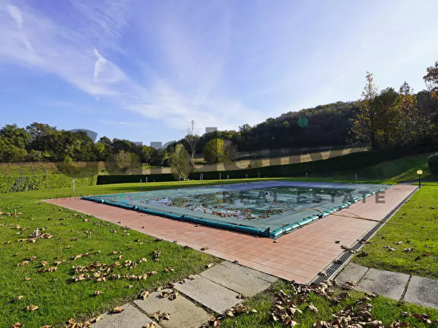 Immagine 5 di Villetta a schiera in vendita  in Via Prais a Padenghe Sul Garda