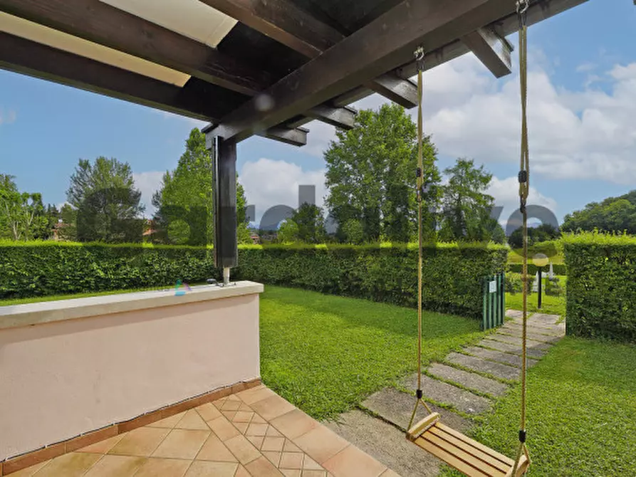 Immagine 9 di Villetta a schiera in vendita  in Via Prais a Padenghe Sul Garda