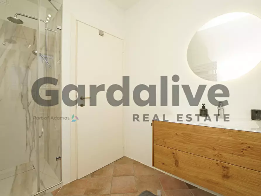 Immagine 23 di Villetta a schiera in vendita  in Via Prais a Padenghe Sul Garda