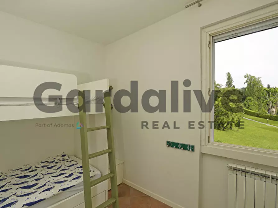 Immagine 28 di Villetta a schiera in vendita  in Via Prais a Padenghe Sul Garda
