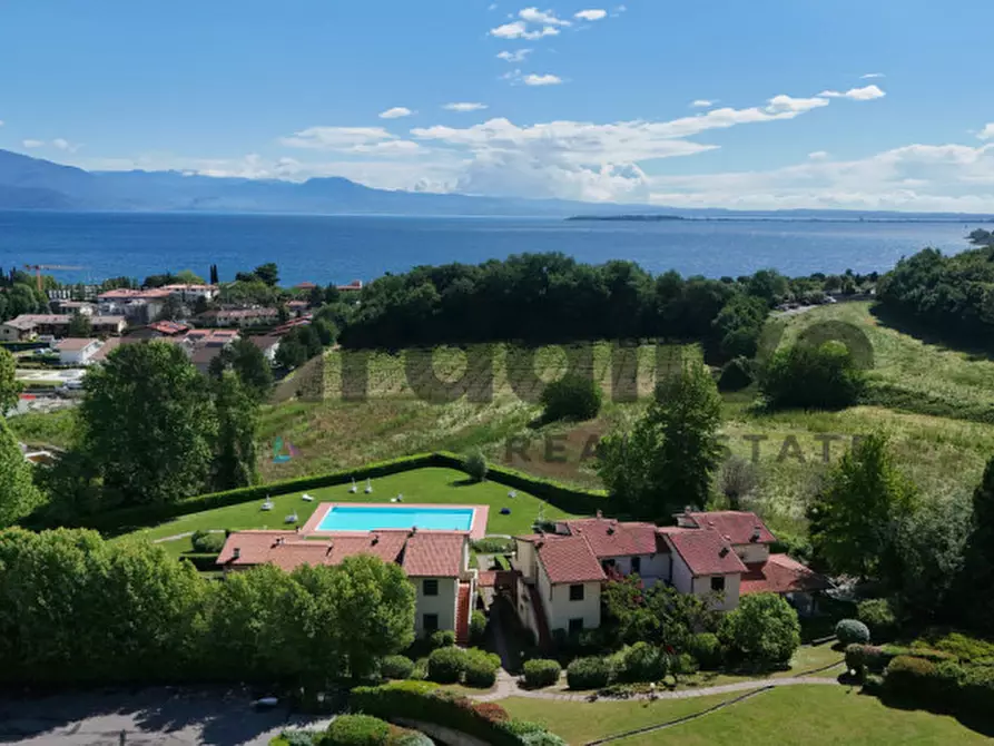 Immagine 45 di Villetta a schiera in vendita  in Via Prais a Padenghe Sul Garda