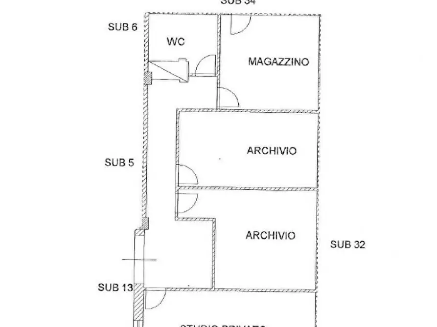 Immagine 19 di Negozio in vendita  a Loro Ciuffenna