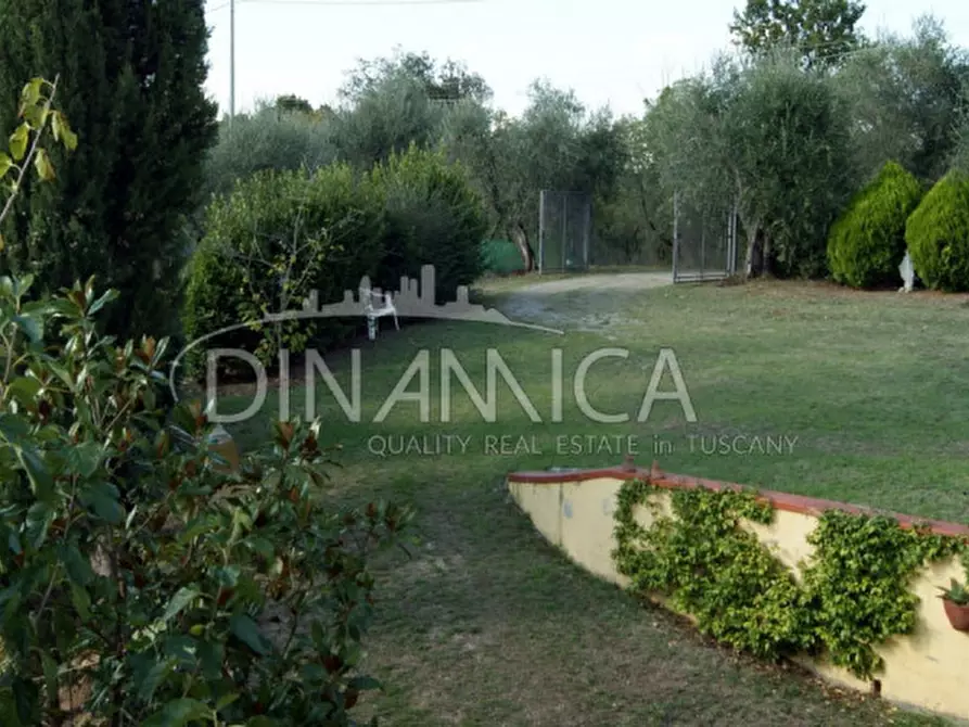 Immagine 10 di Rustico / casale in vendita  a Montopoli In Val D'arno