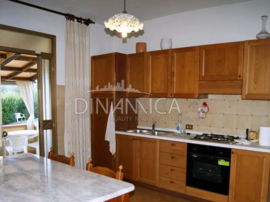 Immagine 14 di Rustico / casale in vendita  a Montopoli In Val D'arno