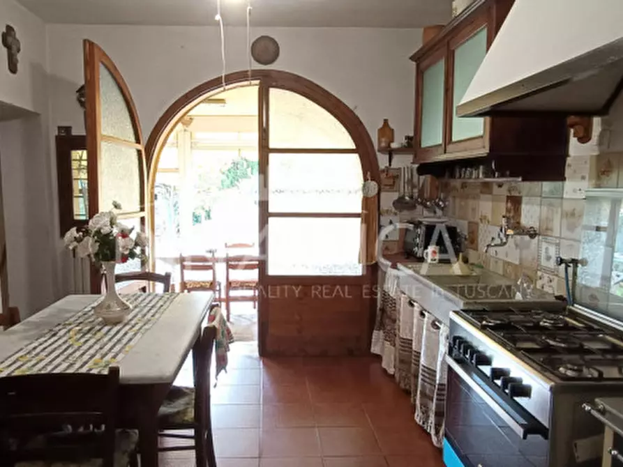 Immagine 36 di Rustico / casale in vendita  a Montopoli In Val D'arno