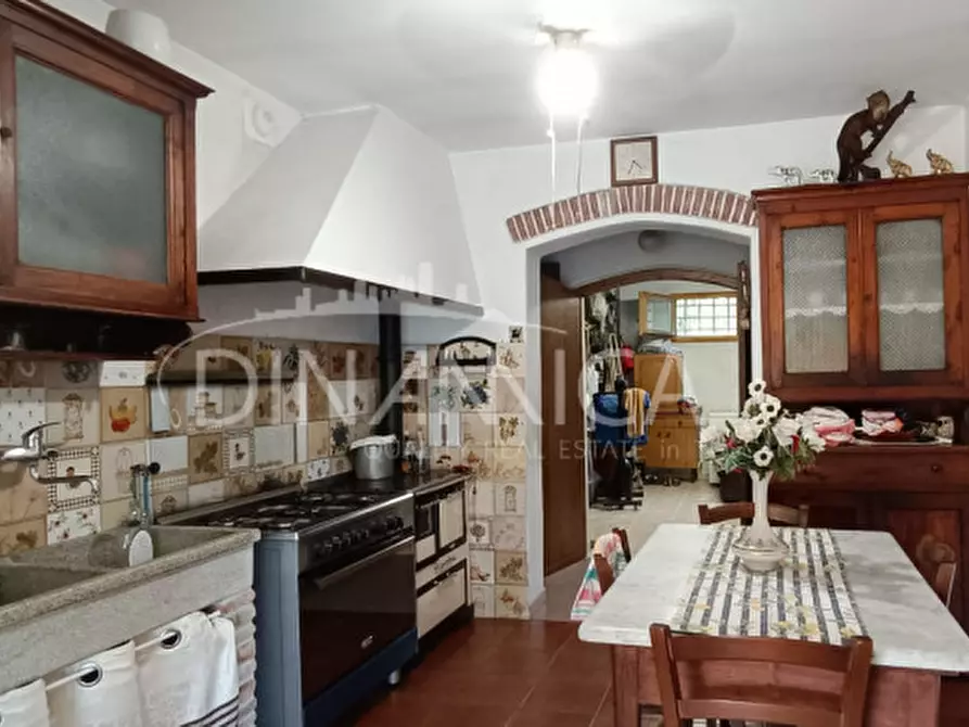 Immagine 37 di Rustico / casale in vendita  a Montopoli In Val D'arno