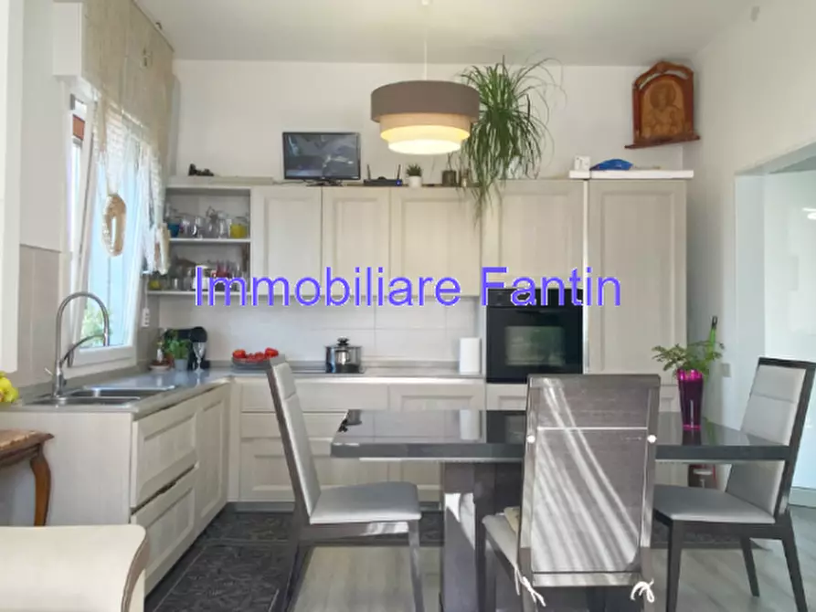 Immagine 3 di Appartamento in vendita  in Via Pasubio a Treviso