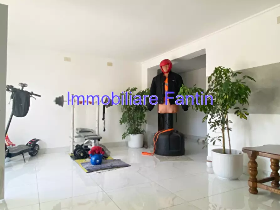 Immagine 10 di Appartamento in vendita  in Via Pasubio a Treviso