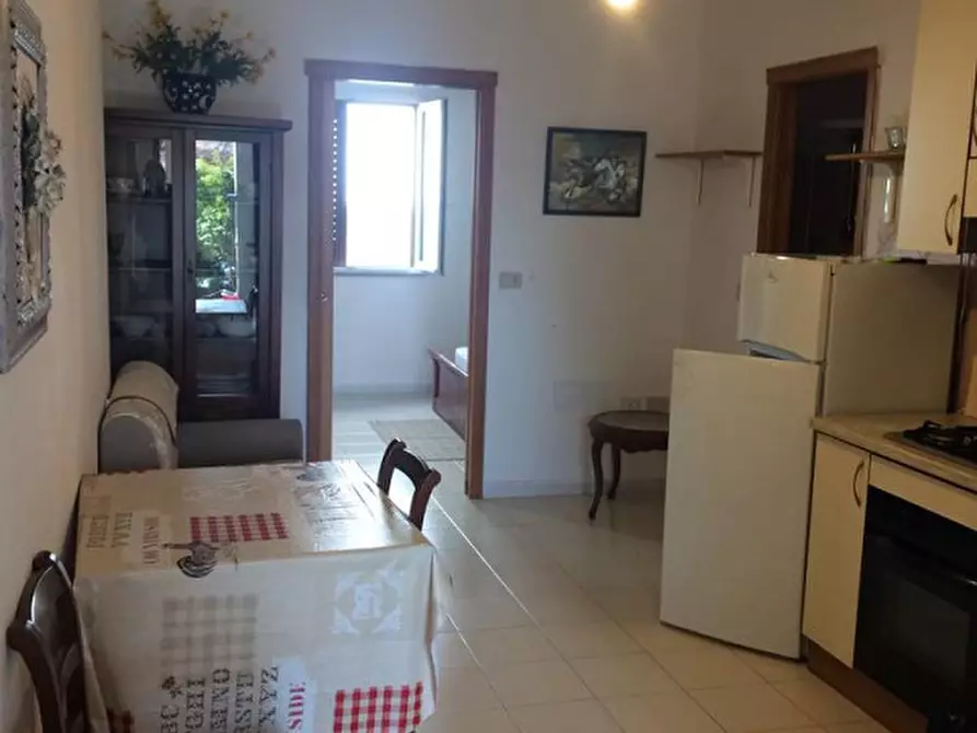 Immagine 3 di Appartamento in vendita  a Olbia