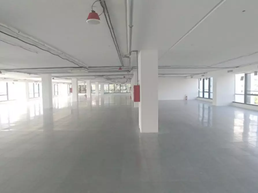 Immagine 10 di Ufficio in affitto  in STRADA 6 a Rozzano