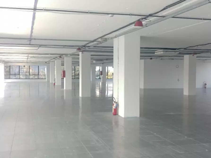 Immagine 2 di Ufficio in affitto  in STRADA 6 a Rozzano