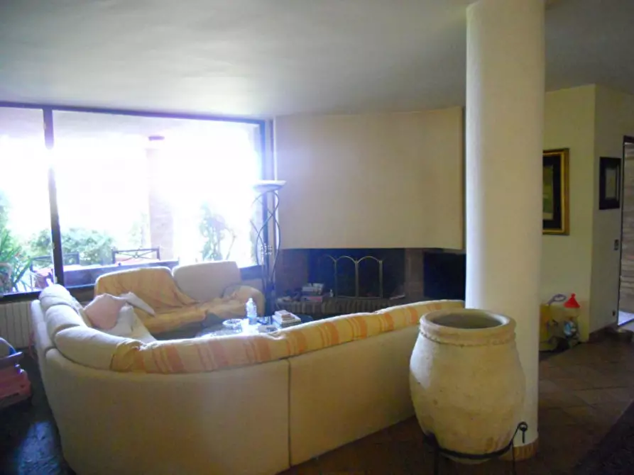 Immagine 15 di Casa indipendente in vendita  a Senigallia