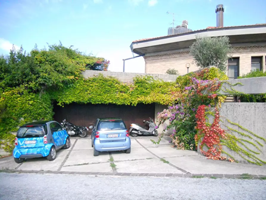 Immagine 16 di Casa indipendente in vendita  a Senigallia