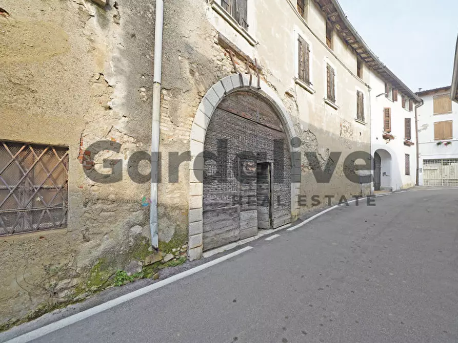 Immagine 1 di Rustico / casale in vendita  in Via delle vigne, 5 a Moniga Del Garda