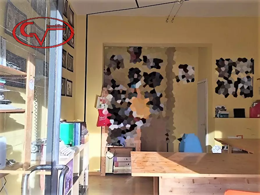 Immagine 4 di Negozio in vendita  in viale diaz a Montevarchi